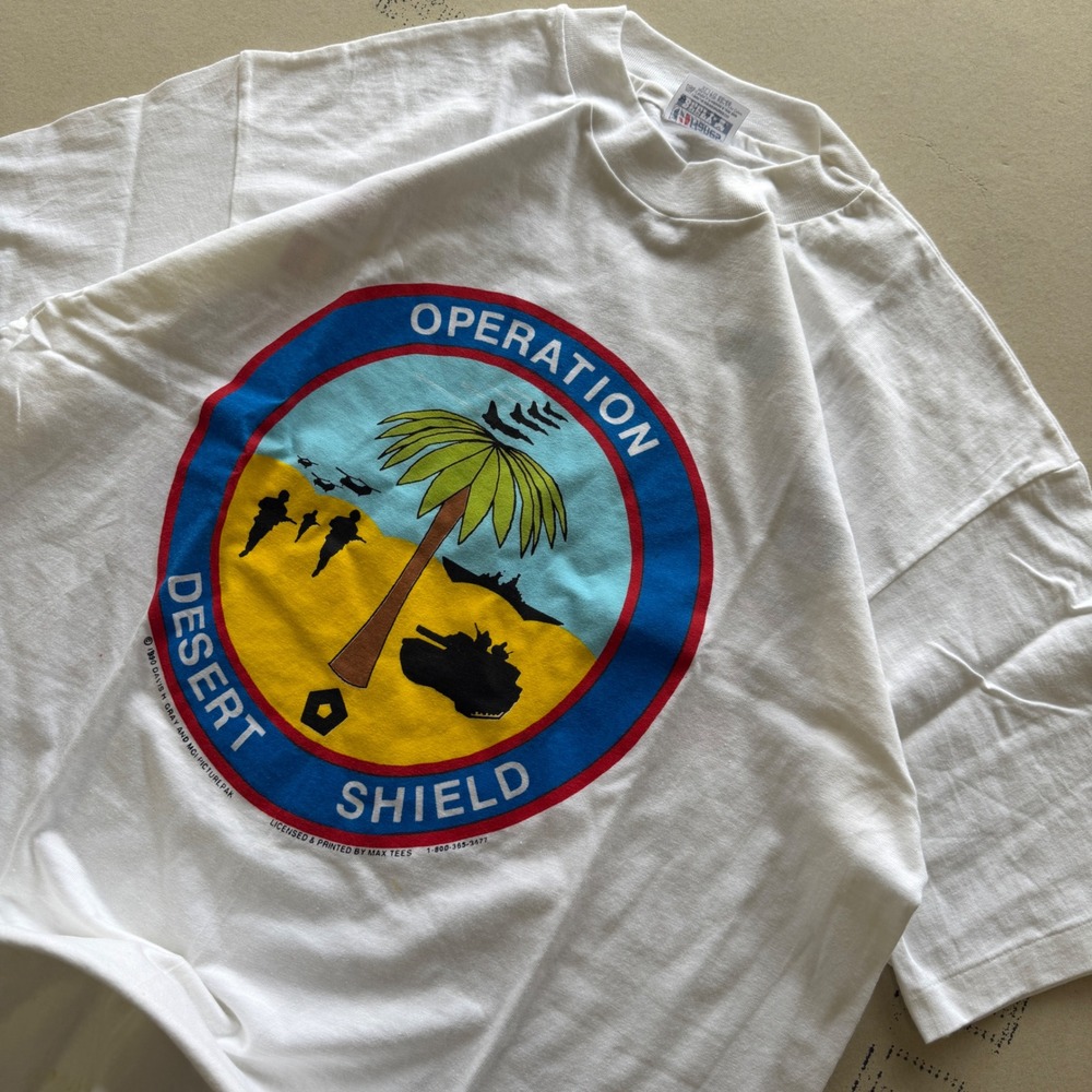 Vintage 90s Hanes Operation Desert Shield T-shirt